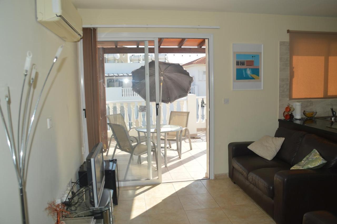 Kapparis Penthouse Apartment Paralimni Exterior photo