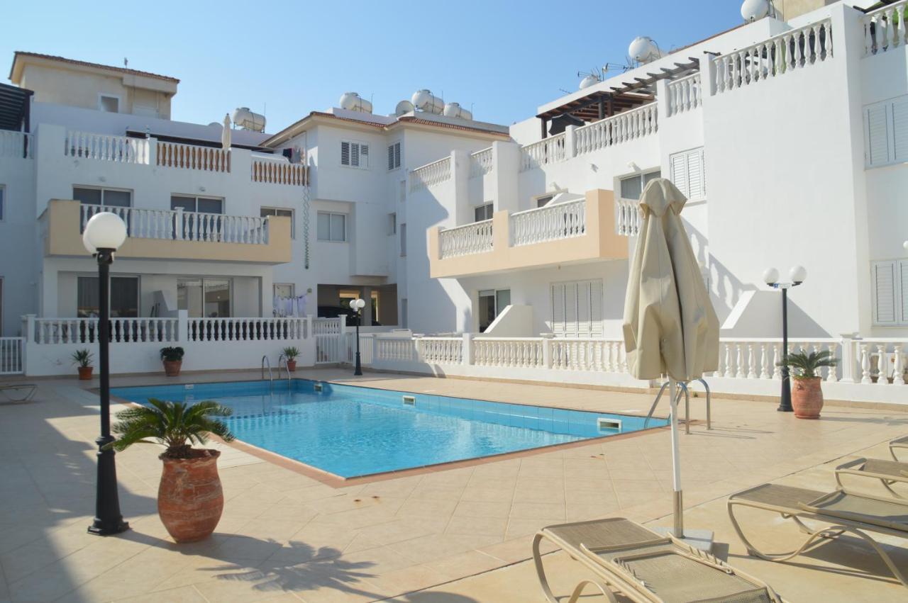 Kapparis Penthouse Apartment Paralimni Exterior photo